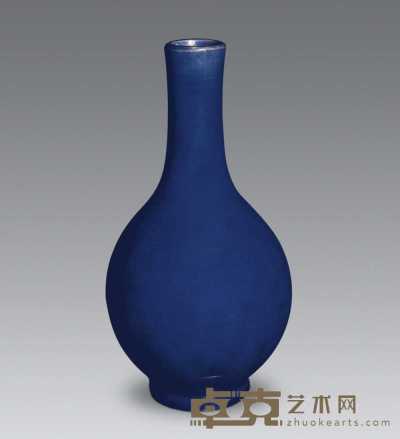 清乾隆 宝石蓝胆瓶 高15cm